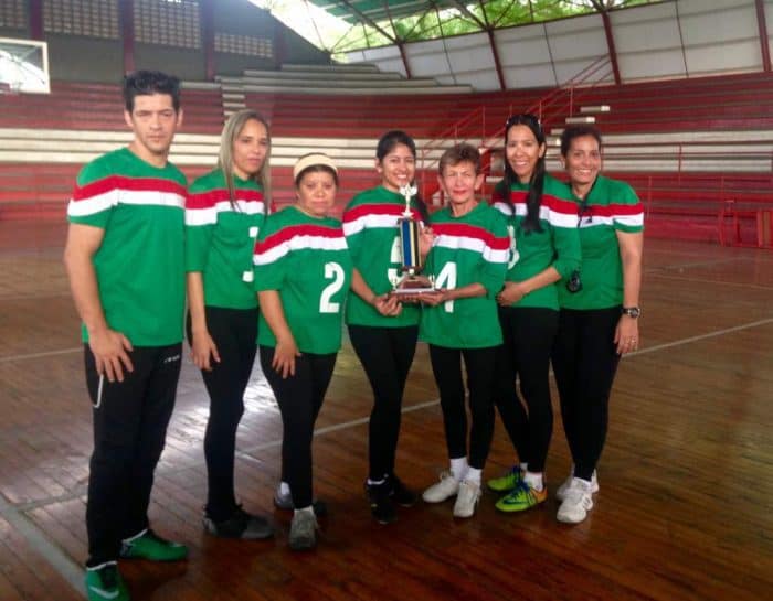 Selección de goalball femenino de Trujillo. 