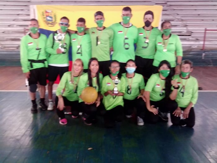 Selección femenina y masculina del estado Trujillo en el Nacional de Goalball 2021, en Valera.