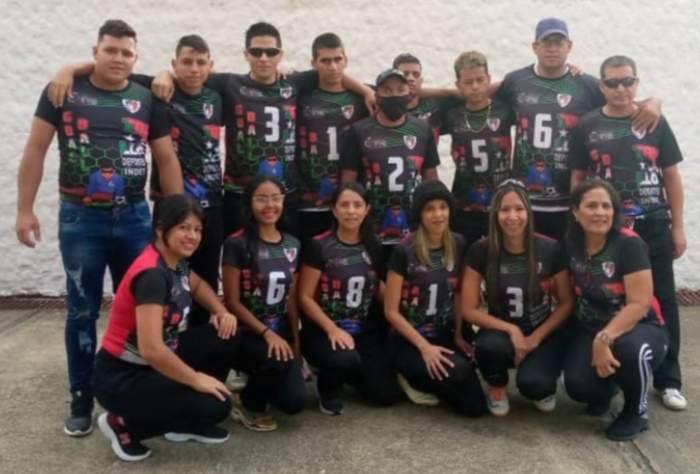Equipos femenino y masculino de Trujillo en el Zonal de goalball en Mérida, Septiembre 2022.